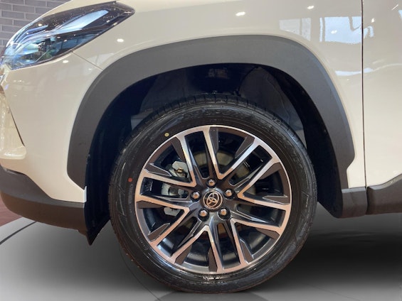 Vehicle image 9 Vehicle image 9