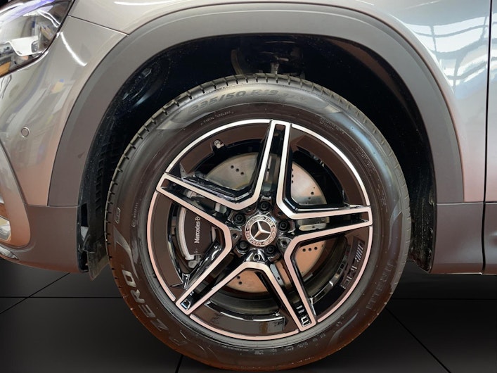 Vehicle image MERCEDES-BENZ GLB 250