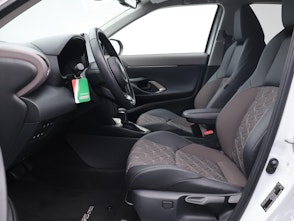 Vehicle image TOYOTA Yaris Cross 1.5 VVT-i HSD Premium AWD-i