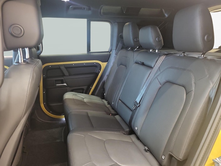 Vehicle image LAND ROVER DEFENDER