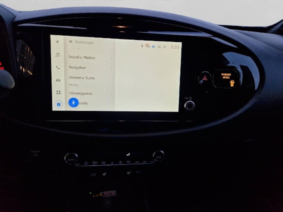 Vehicle image 11 Vehicle image 11