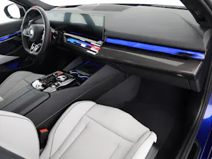 BMW M5 xDrive