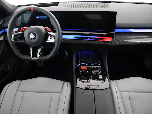 BMW M5 xDrive