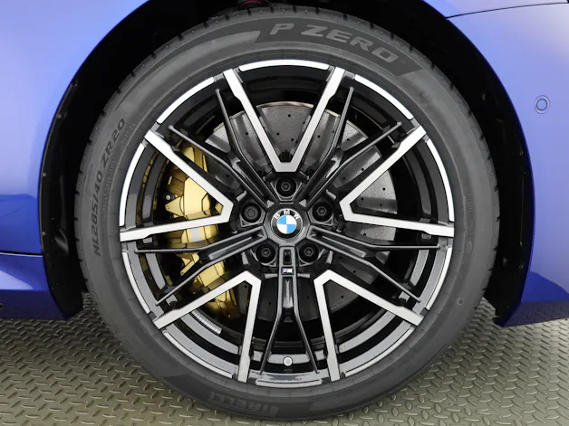 BMW M5 xDrive