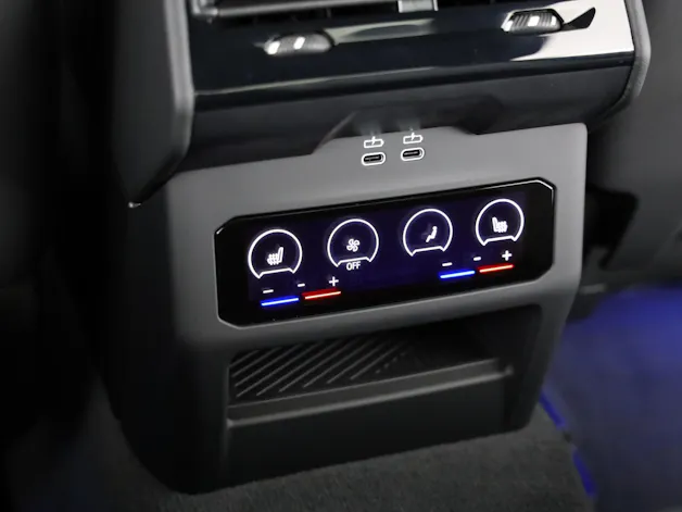 BMW M5 xDrive