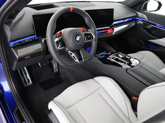 BMW M5 xDrive