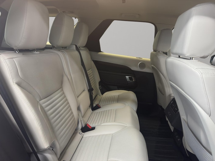 Vehicle image LAND ROVER DISCOVERY