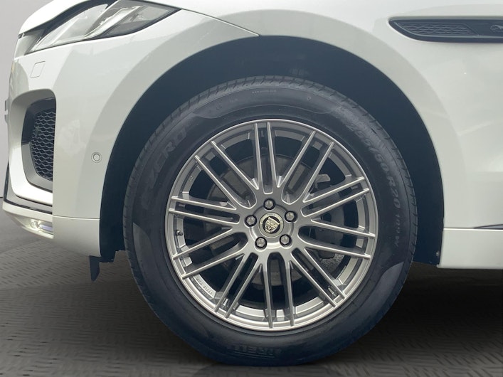 image du véhicule JAGUAR F-PACE