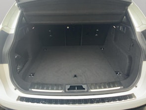 image du véhicule JAGUAR F-Pace 2.0 I4 250 R-Dynamic SE AWD