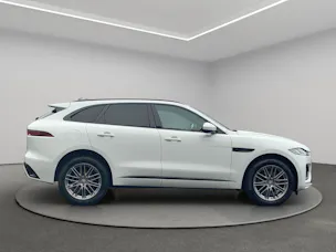 Jaguar F-Pace 2.0 I4 250 R-Dynamic SE AWD