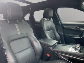 image du véhicule JAGUAR F-Pace 2.0 I4 250 R-Dynamic SE AWD