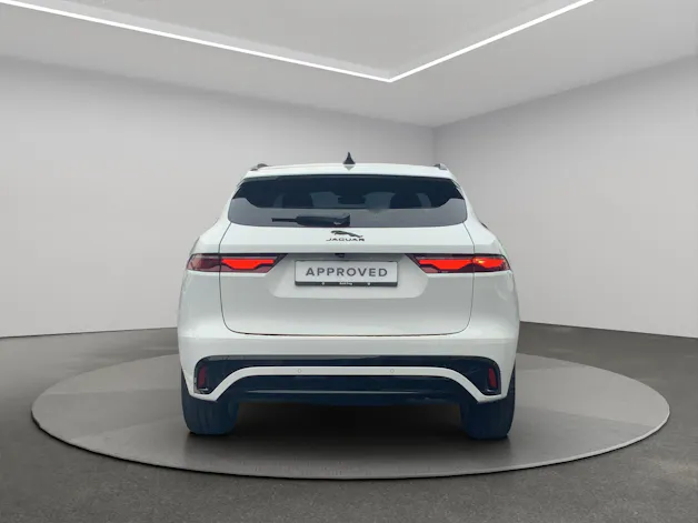 Jaguar F-Pace 2.0 I4 250 R-Dynamic SE AWD