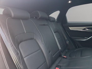 image du véhicule JAGUAR F-Pace 2.0 I4 250 R-Dynamic SE AWD