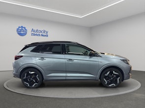 Vehicle image OPEL Grandland 1.6 T PHEV GSE