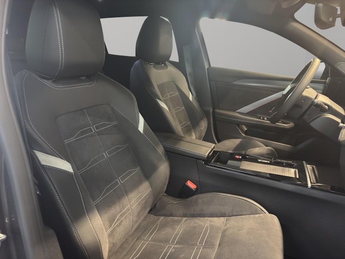 Vehicle image OPEL ASTRA