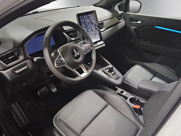 Mitsubishi NEW Grandis 1.8 HEV Instyle