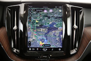 Vehicle image VOLVO XC60 2.0 B5 MH Ultimate Bright AWD