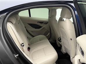 Vehicle image JAGUAR I-Pace EV400 HSE AWD
