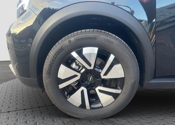 Vehicle image 8 Vehicle image 8