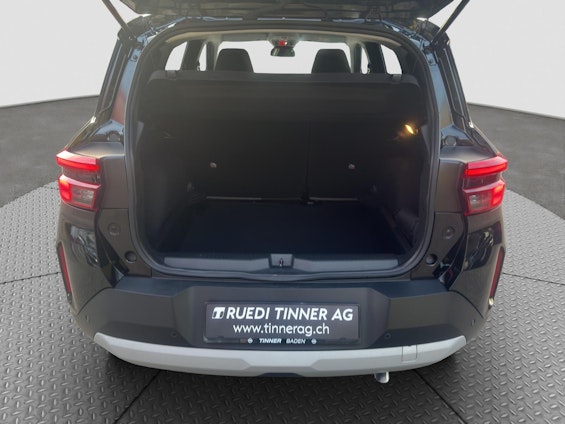 Vehicle image 9 Vehicle image 9