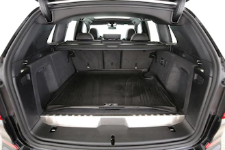 https://vehicle.imgix.net/4098005/7aa0e494-6f27-4481-a903-a08df7059b5a.jpg