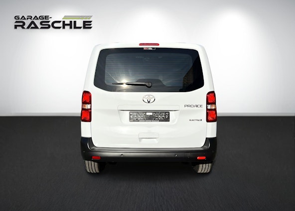 Vehicle image 4 Vehicle image 4