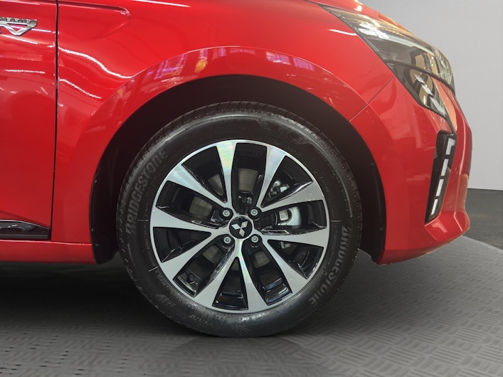 Vehicle image MITSUBISHI COLT