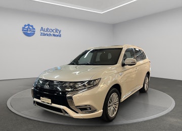 Vehicle image MITSUBISHI Outlander 2.4 PHEV Diamond Vehicle image MITSUBISHI Outlander 2.4 PHEV Diamond