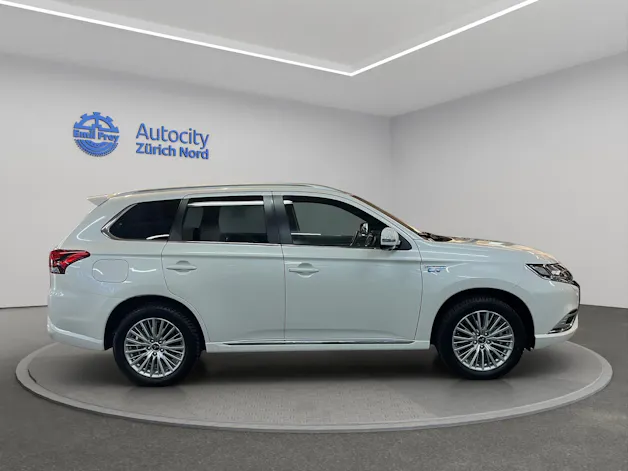 Mitsubishi Outlander 2.4 PHEV Diamond