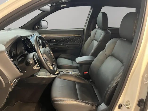 Mitsubishi Outlander 2.4 PHEV Diamond