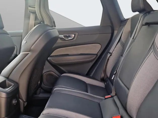 Volvo XC60 2.0 T8 TE Plus Dark eAWD