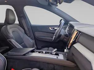 VOLVO XC60 2.0 T8 TE Plus Dark eAWD
