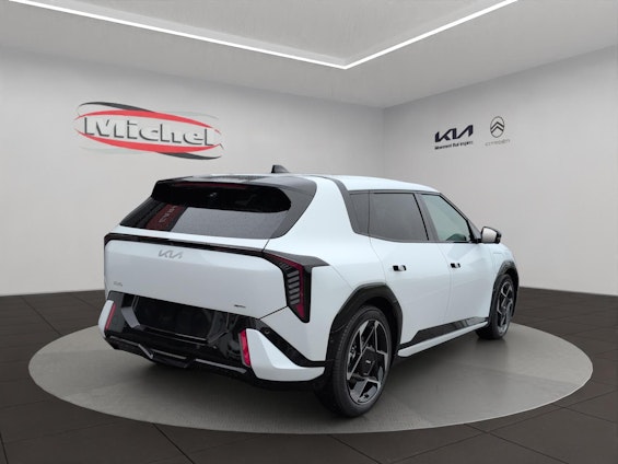 Vehicle image 14 Vehicle image 14