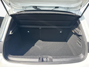 https://vehicle.imgix.net/4098086/519df34d-db00-4a0b-aa91-86bbf8545361.jpg