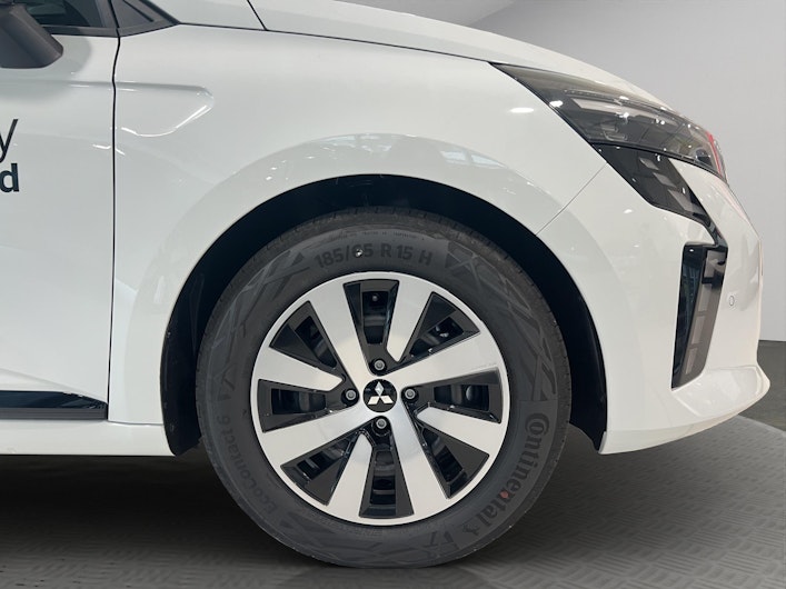 Vehicle image MITSUBISHI COLT