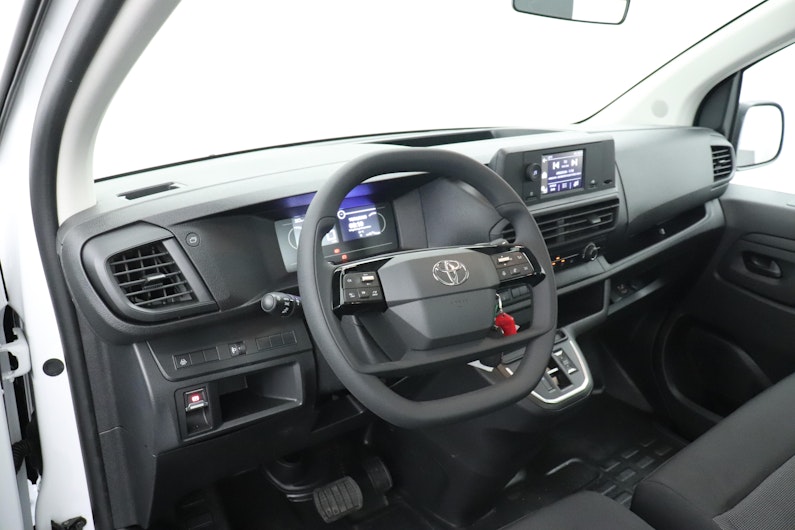 Vehicle image TOYOTA PROACE
