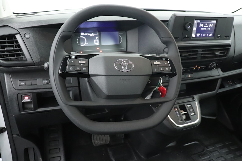 Vehicle image TOYOTA PROACE