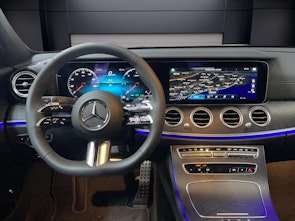 Vehicle image MERCEDES-BENZ E 220 d Swiss Star AMG Line 4matic