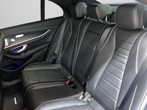 Vehicle image MERCEDES-BENZ E 220 d Swiss Star AMG Line 4matic