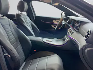 Mercedes-Benz E 220 d 4MATIC Swiss Star Limousine AMG Line