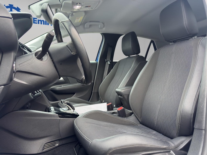 Vehicle image OPEL CORSA