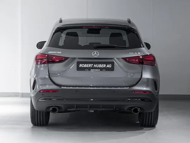 Mercedes-Benz GLA 35 AMG 4MATIC