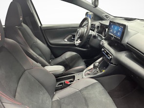 Vehicle image TOYOTA Yaris 1.5 VVT-i HSD GR Sport