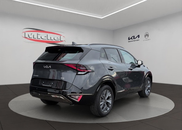 Vehicle image 16 Vehicle image 16