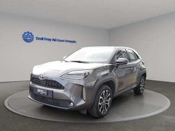 First vehicle image First vehicle image