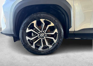 https://vehicle.imgix.net/4098207/bc3490a5-6c10-4c45-9346-7d86a254758f.jpg