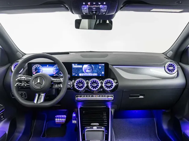 Mercedes-Benz GLA 250 4MATIC Swiss Star