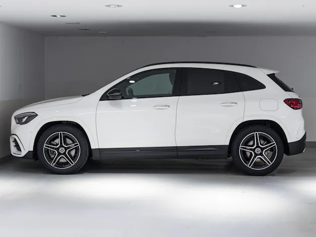 Mercedes-Benz GLA 250 4MATIC Swiss Star