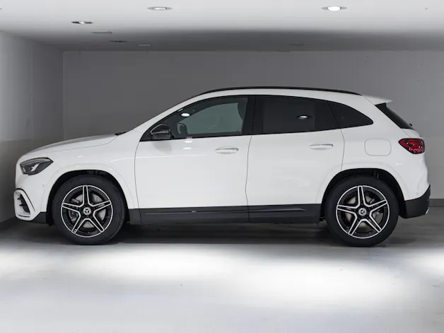 Mercedes-Benz GLA 250 4MATIC Swiss Star