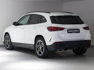 Mercedes-Benz GLA 250 4MATIC Swiss Star